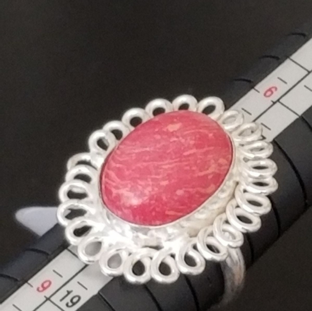 925 Silver and Coral Ring Size 8 - Picture 4 of 8